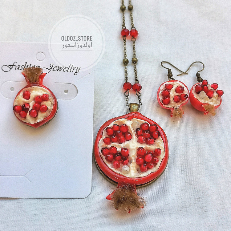 گردنبند نیمه انار