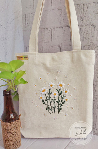 توت بگ گلدوزی آستردار طرح بابونه جنس متقال ضخیم