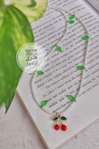 گردنبند دخترانه منجوقی دستساز با آویز گیلاس